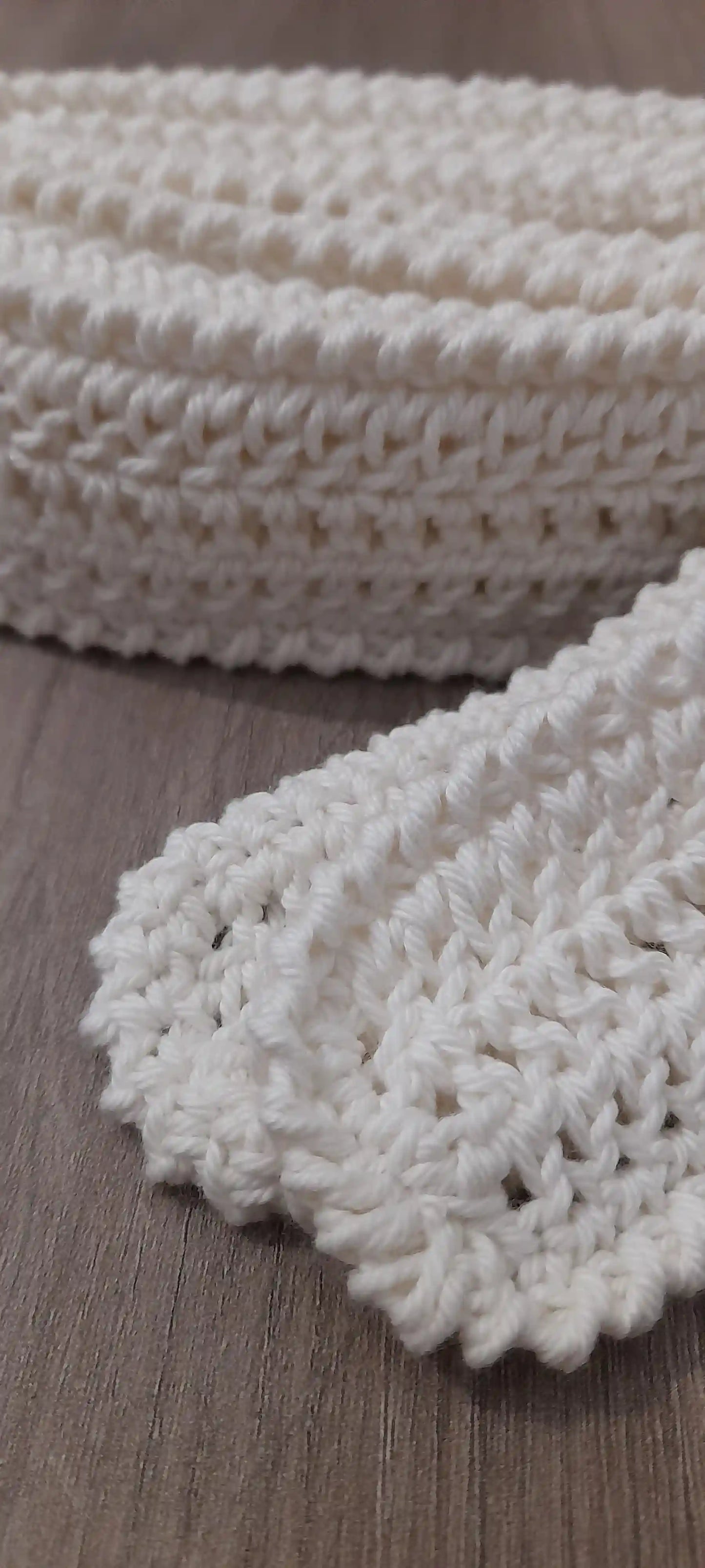 Cinturón del Kimono Constanza de EH NENA de color blanco tejido a crochet con algodón