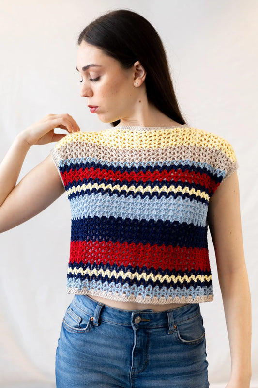 Vista brazo levantado cuerpo delantero del Jersey del Verano multicolor largo hasta cintura